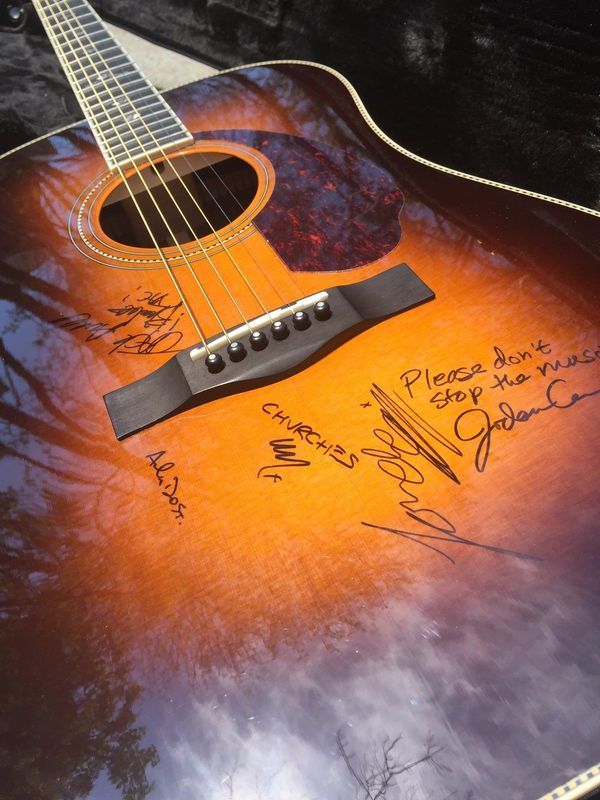 A Guitar Signed by Lauren Mayberry, Jack Antonoff, Lorde and More is up for Auction to Benefit The Ally Coalition