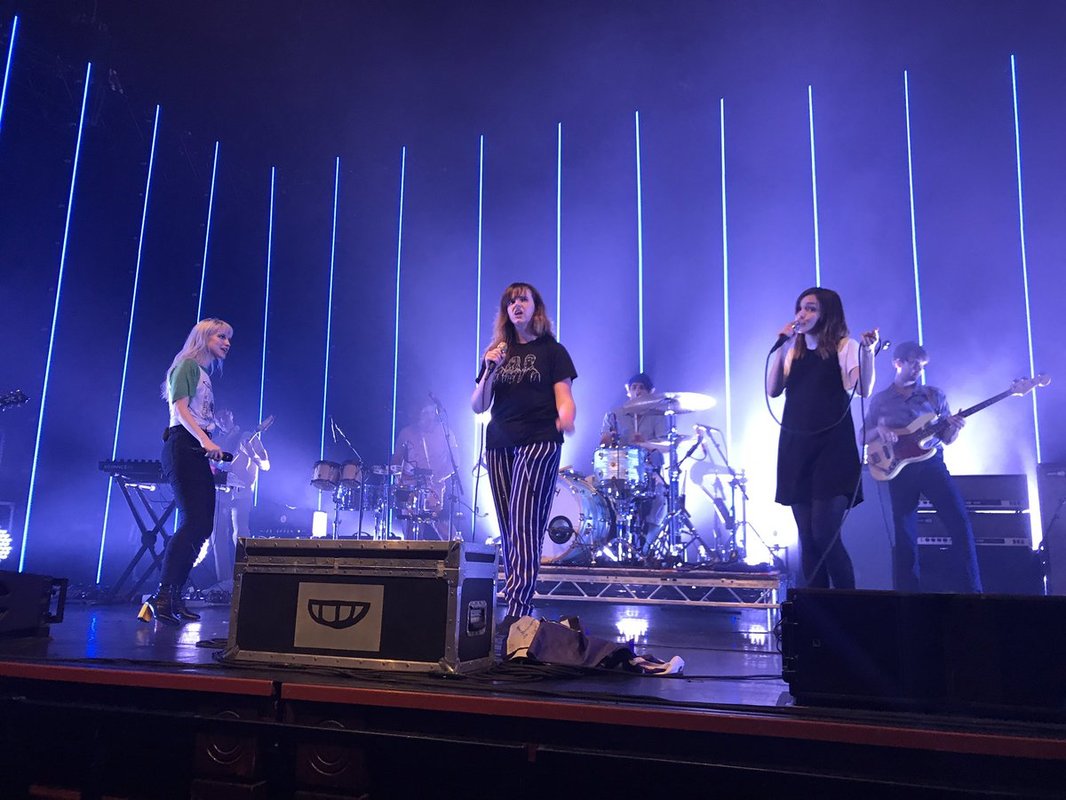 Lauren Mayberry Joins Paramore on Stage for “Misery Business”