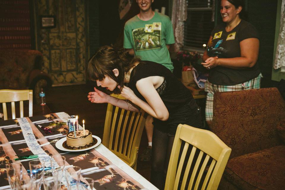Celebrate Lauren Mayberry’s 30th Birthday With a Birthday Wish